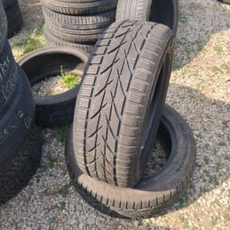 Toyo Snowprox S953